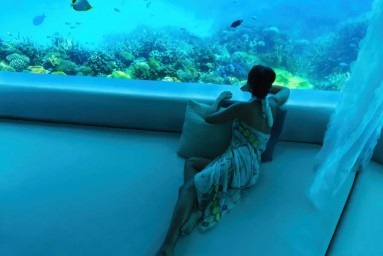 Huvafen Fushi underwater hotel and its spaquarium